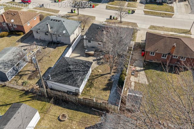 25083 Arlington Street, Roseville, MI 48066