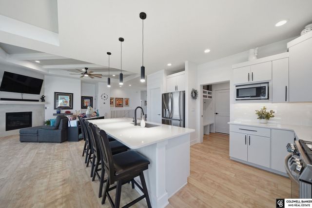 7434 Anselm Lane, Lincoln, NE 68516