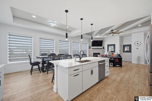 7434 Anselm Lane, Lincoln, NE 68516