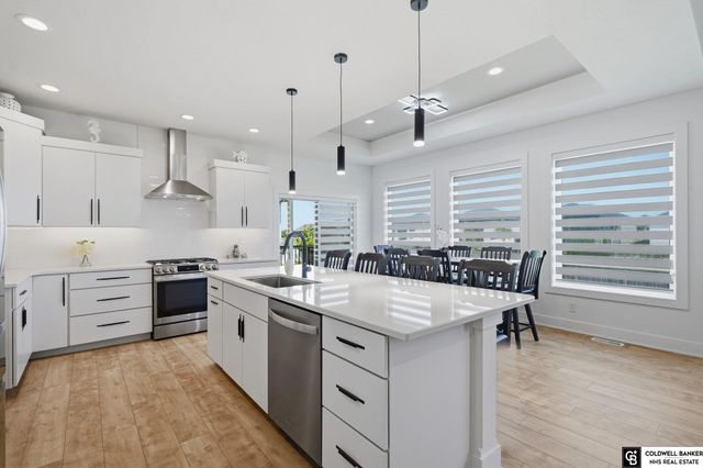 7434 Anselm Lane, Lincoln, NE 68516