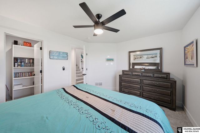 7434 Anselm Lane, Lincoln, NE 68516