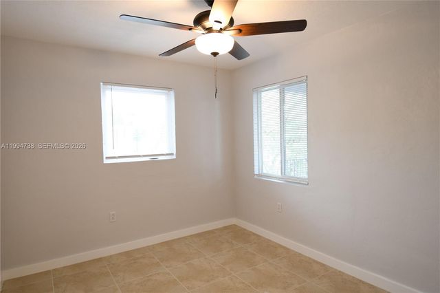 1398 NW 61st St 10, Miami, FL 33142