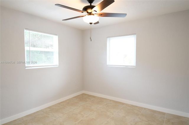 1398 NW 61st St 10, Miami, FL 33142