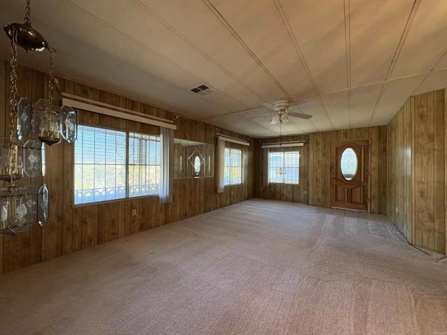 7467 Mission Gorge Rd. 293, Santee, CA 92071