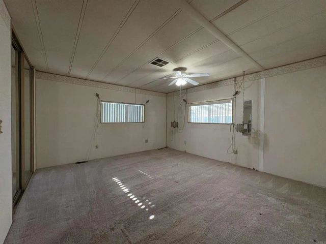 7467 Mission Gorge Rd. 293, Santee, CA 92071