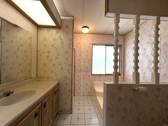 7467 Mission Gorge Rd. 293, Santee, CA 92071