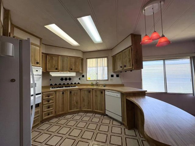 7467 Mission Gorge Rd. 293, Santee, CA 92071
