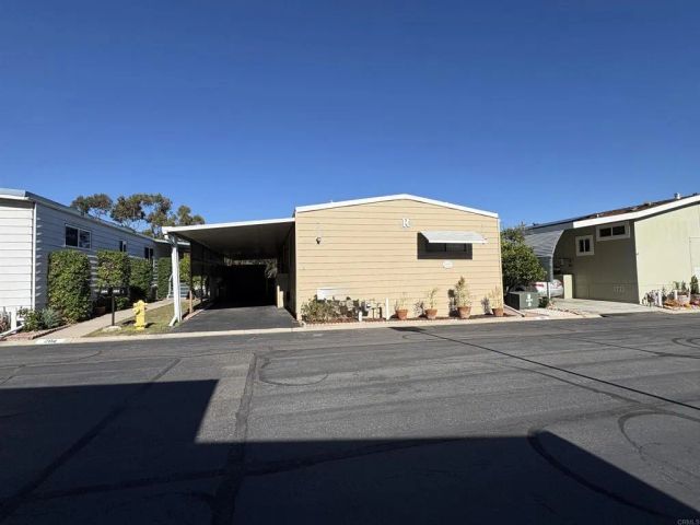7467 Mission Gorge Rd. 293, Santee, CA 92071