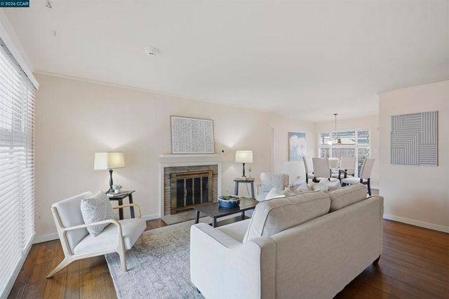 17930 Via Toledo, San Lorenzo, CA 94580