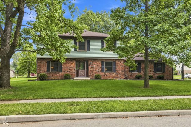7820 Scarborough Blvd South Drive, Indianapolis, IN 46256
