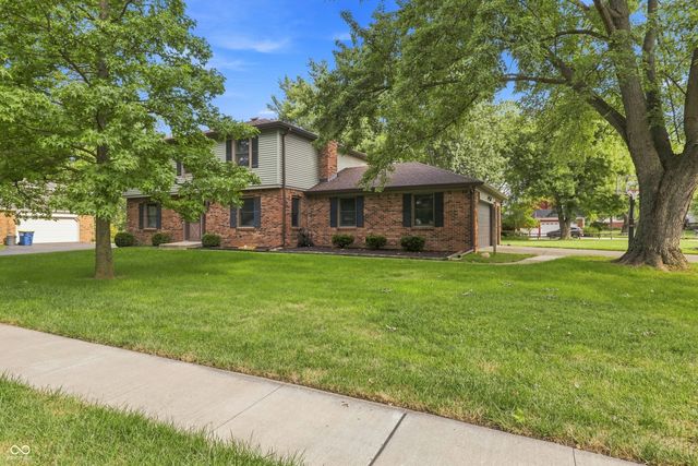 7820 Scarborough Blvd South Drive, Indianapolis, IN 46256