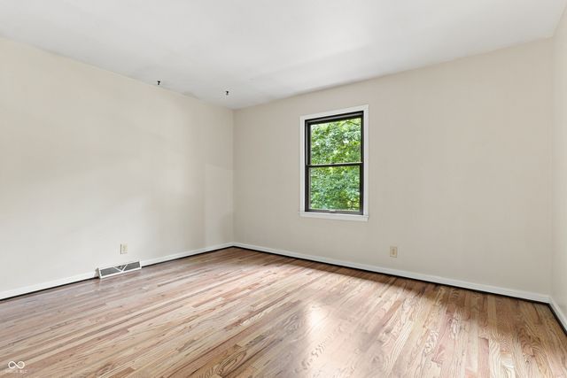 7820 Scarborough Blvd South Drive, Indianapolis, IN 46256