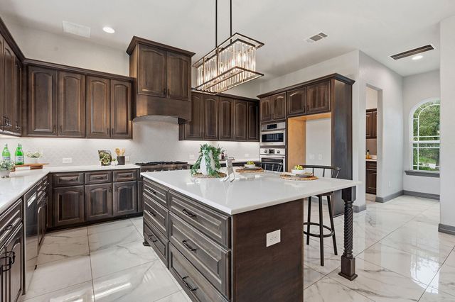 427 Bella Montagna CIR, Austin, TX 78734