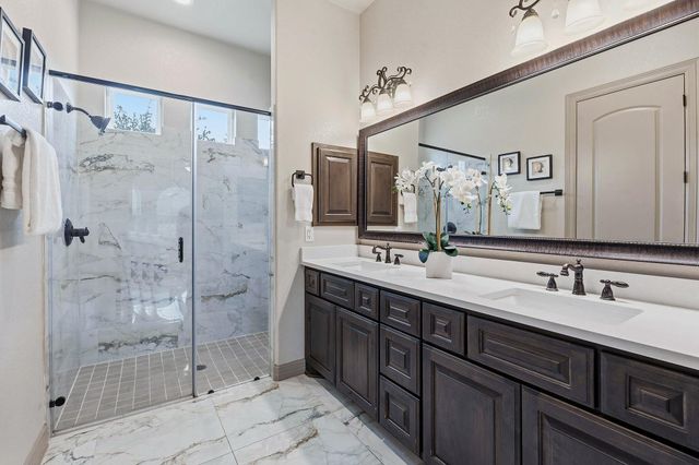 427 Bella Montagna CIR, Austin, TX 78734