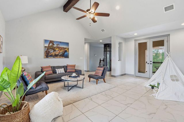 427 Bella Montagna CIR, Austin, TX 78734