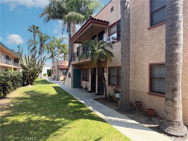 1130 E 5th Street, Long Beach, CA 90802