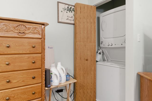 5411 Meadowbrook Street, Plainfield, IL 60586