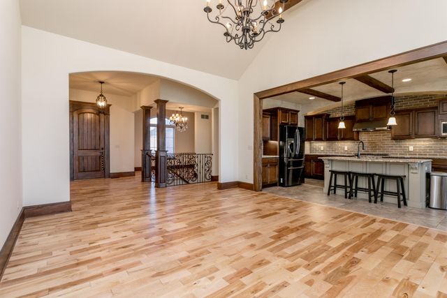 7259 BRACKENHILL CT, Columbia, MO 65203