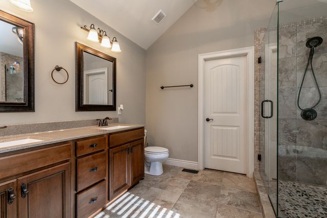 7259 BRACKENHILL CT, Columbia, MO 65203