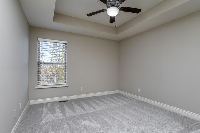 7259 BRACKENHILL CT, Columbia, MO 65203