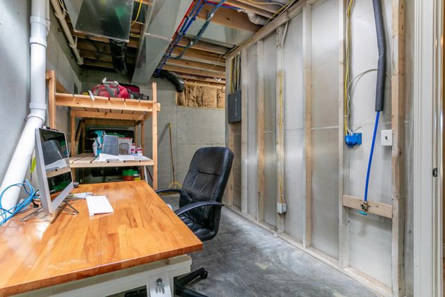 7259 BRACKENHILL CT, Columbia, MO 65203