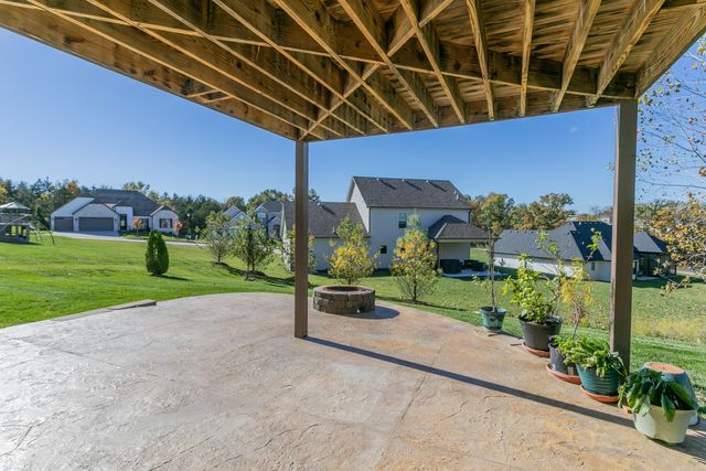 7259 BRACKENHILL CT, Columbia, MO 65203