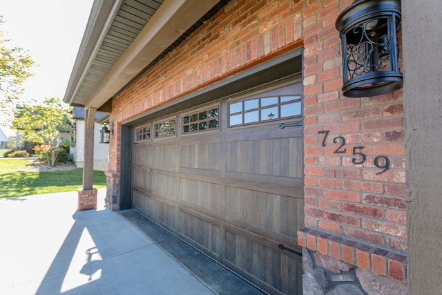 7259 BRACKENHILL CT, Columbia, MO 65203