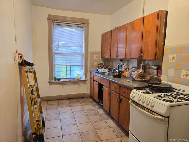92 Crystal Street, Brooklyn, NY 11208
