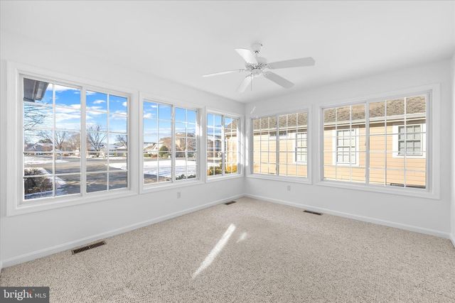 195 LAKESIDE DR, Lewes, DE 19958