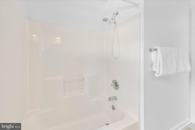 195 LAKESIDE DR, Lewes, DE 19958