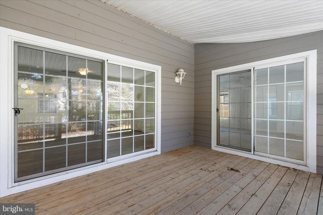 195 LAKESIDE DR, Lewes, DE 19958