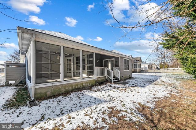 195 LAKESIDE DR, Lewes, DE 19958