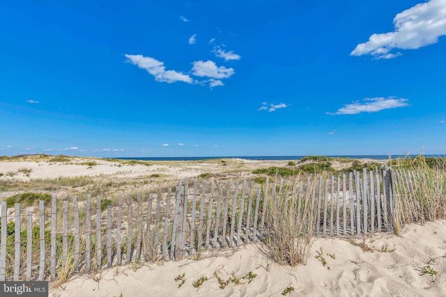 195 LAKESIDE DR, Lewes, DE 19958