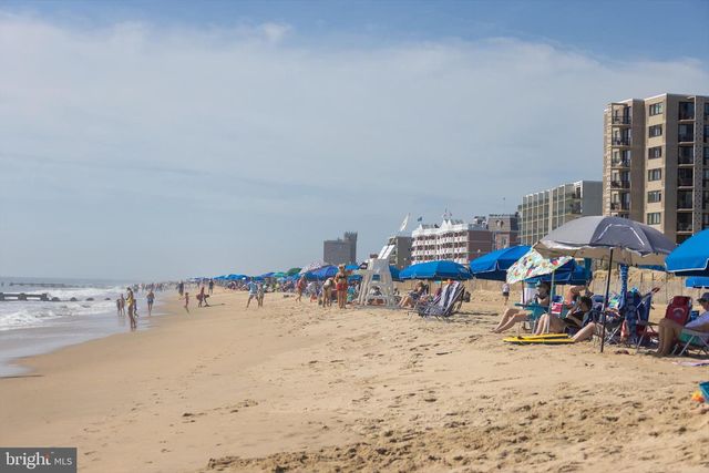 195 LAKESIDE DR, Lewes, DE 19958