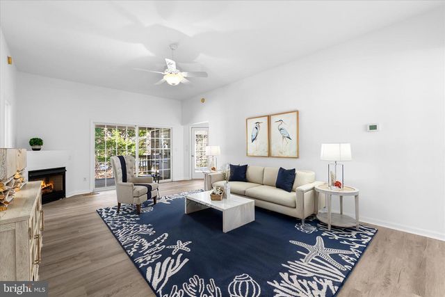 195 LAKESIDE DR, Lewes, DE 19958