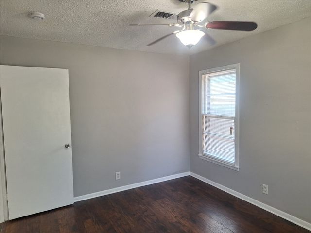 1225 Harrison Lane, Hurst, TX 76053