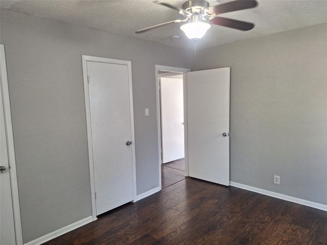 1225 Harrison Lane, Hurst, TX 76053