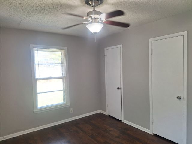 1225 Harrison Lane, Hurst, TX 76053