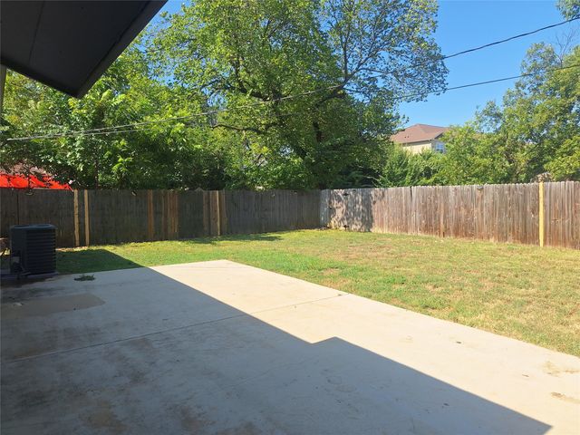 1225 Harrison Lane, Hurst, TX 76053