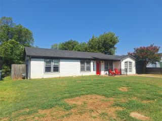 1225 Harrison Lane, Hurst, TX 76053