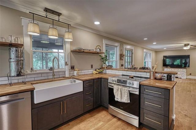 2217 Meadows Road, Newborn, GA 30056