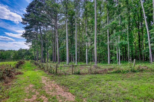 2217 Meadows Road, Newborn, GA 30056