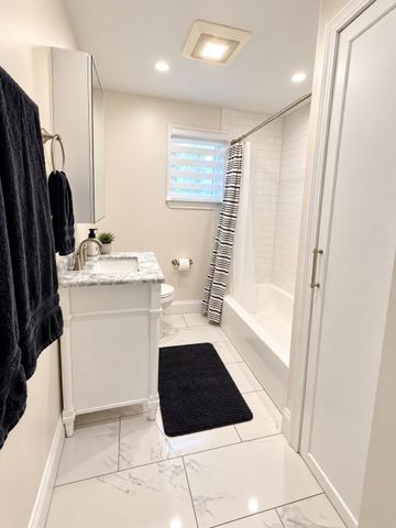 83 Riverbank Rd, Saugus, MA 01906