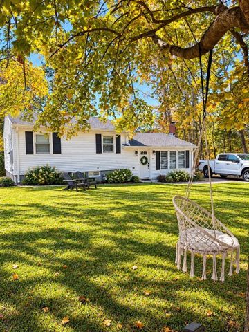 83 Riverbank Rd, Saugus, MA 01906