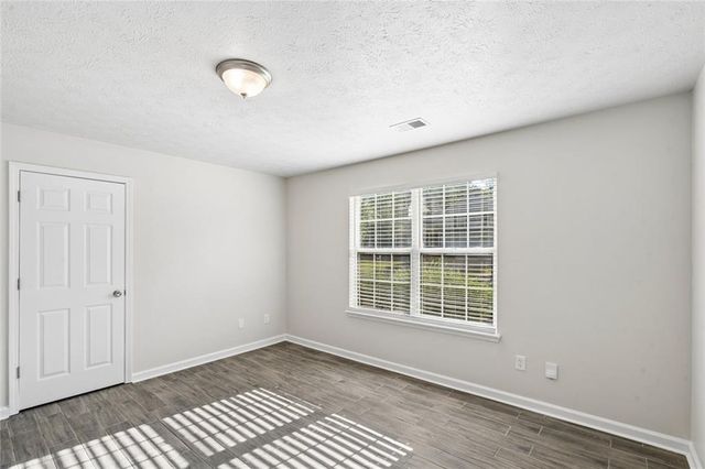 4879 Lake Park Lane, Acworth, GA 30101