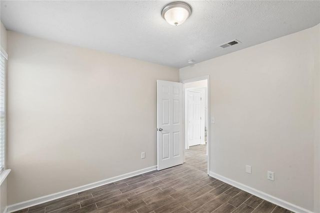 4879 Lake Park Lane, Acworth, GA 30101