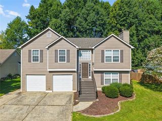 4879 Lake Park Lane, Acworth, GA 30101
