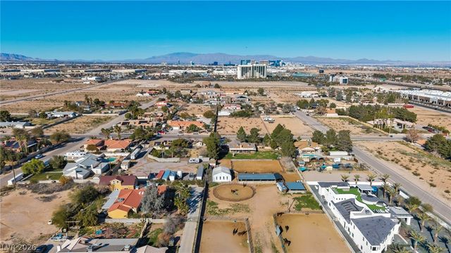 8736 Procyon Street, Las Vegas, NV 89139