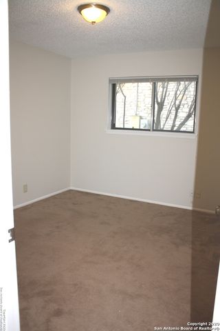 7006 Forest Moss St, San Antonio, TX 78240