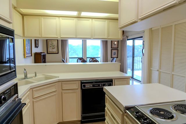 6820 Cypress PT N 6, Austin, TX 78746